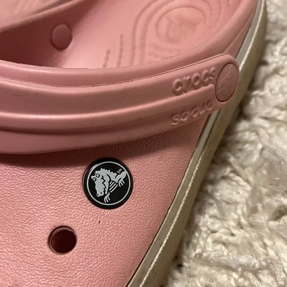 Light Pink CROCS. - Picture 8 of 8